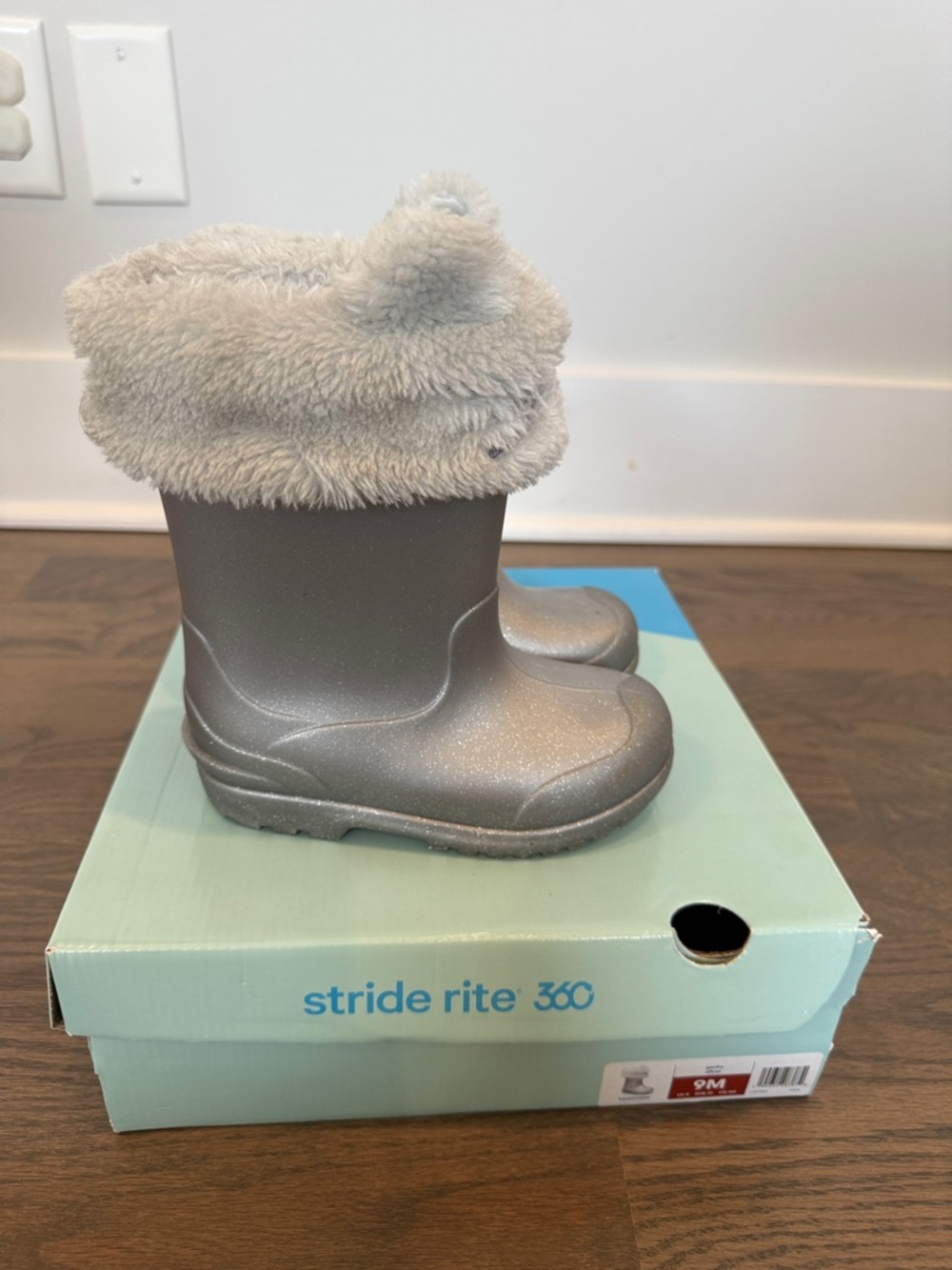 Stride Rite 360 Gecko Boots
